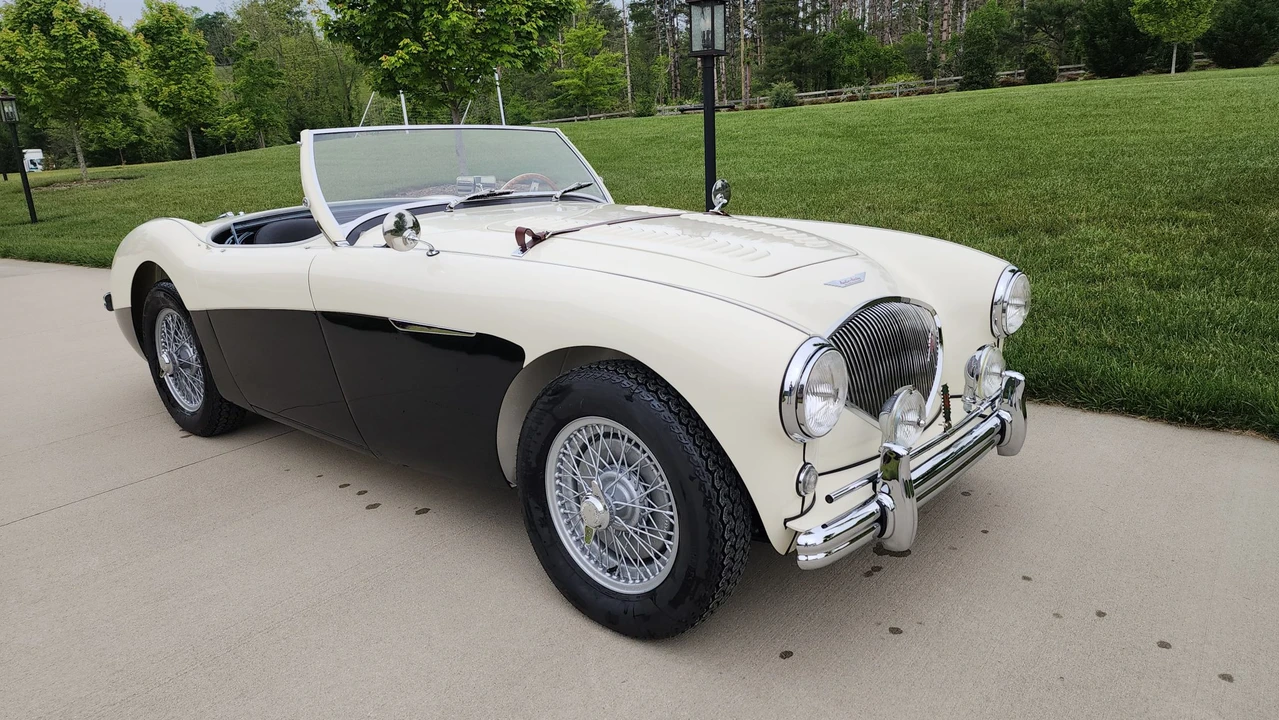 1956 Austin-Healey 100 - Image 15 of 31