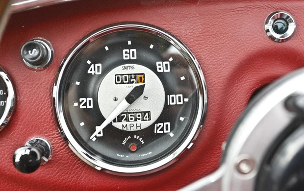 1956 Austin-Healey 100 - Image 7 of 12