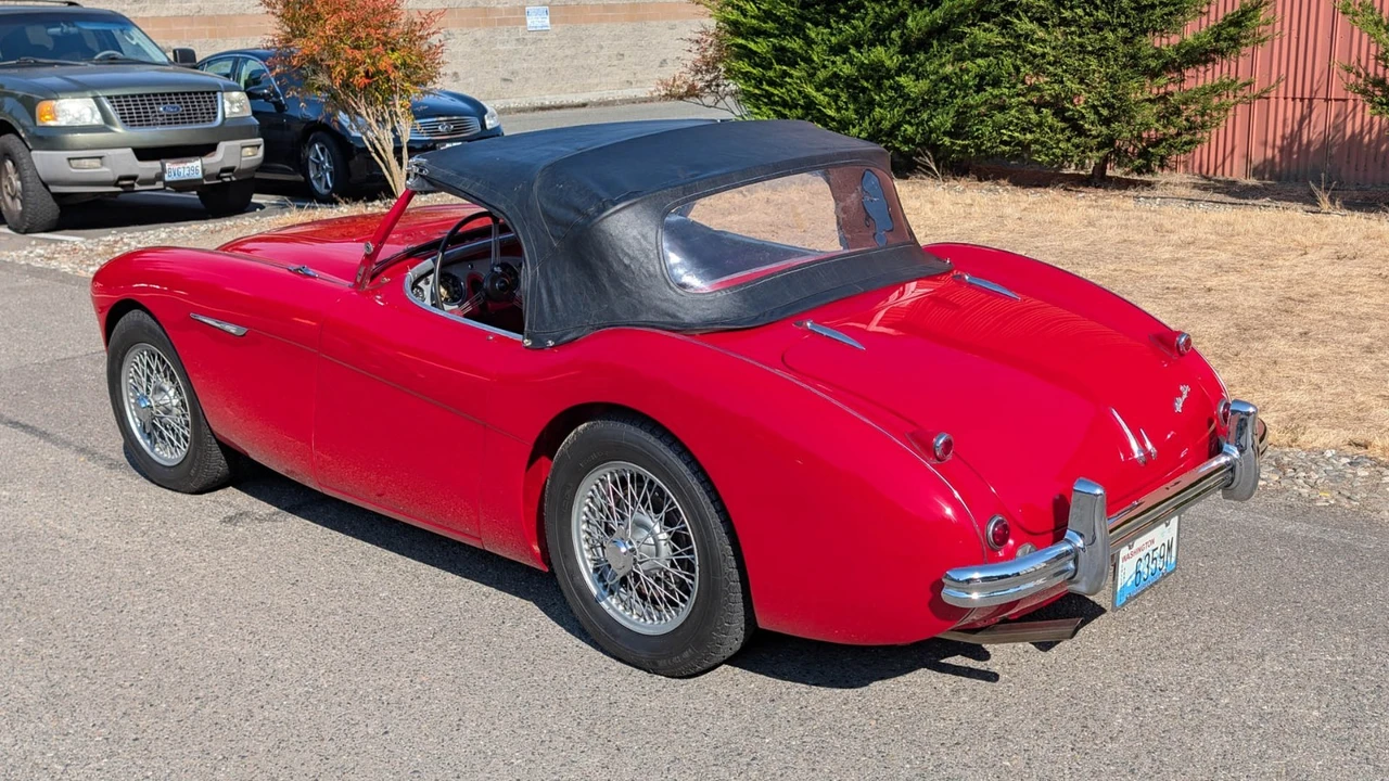 1956 Austin-Healey 100 - Image 8 of 21