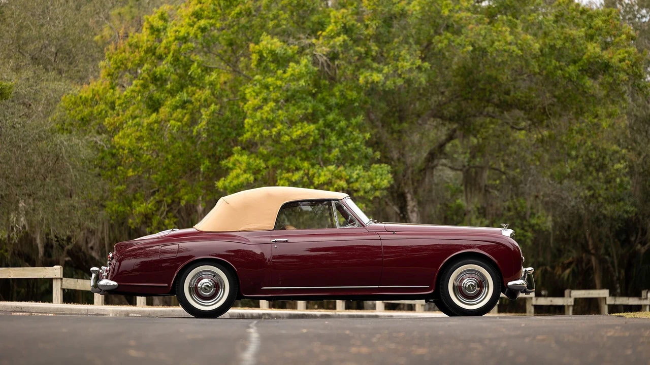 1956 Bentley S1 Continental - Image 24 of 31