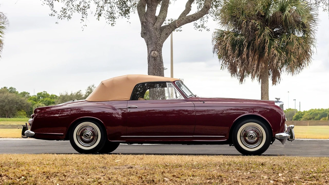1956 Bentley S1 Continental - Image 18 of 31