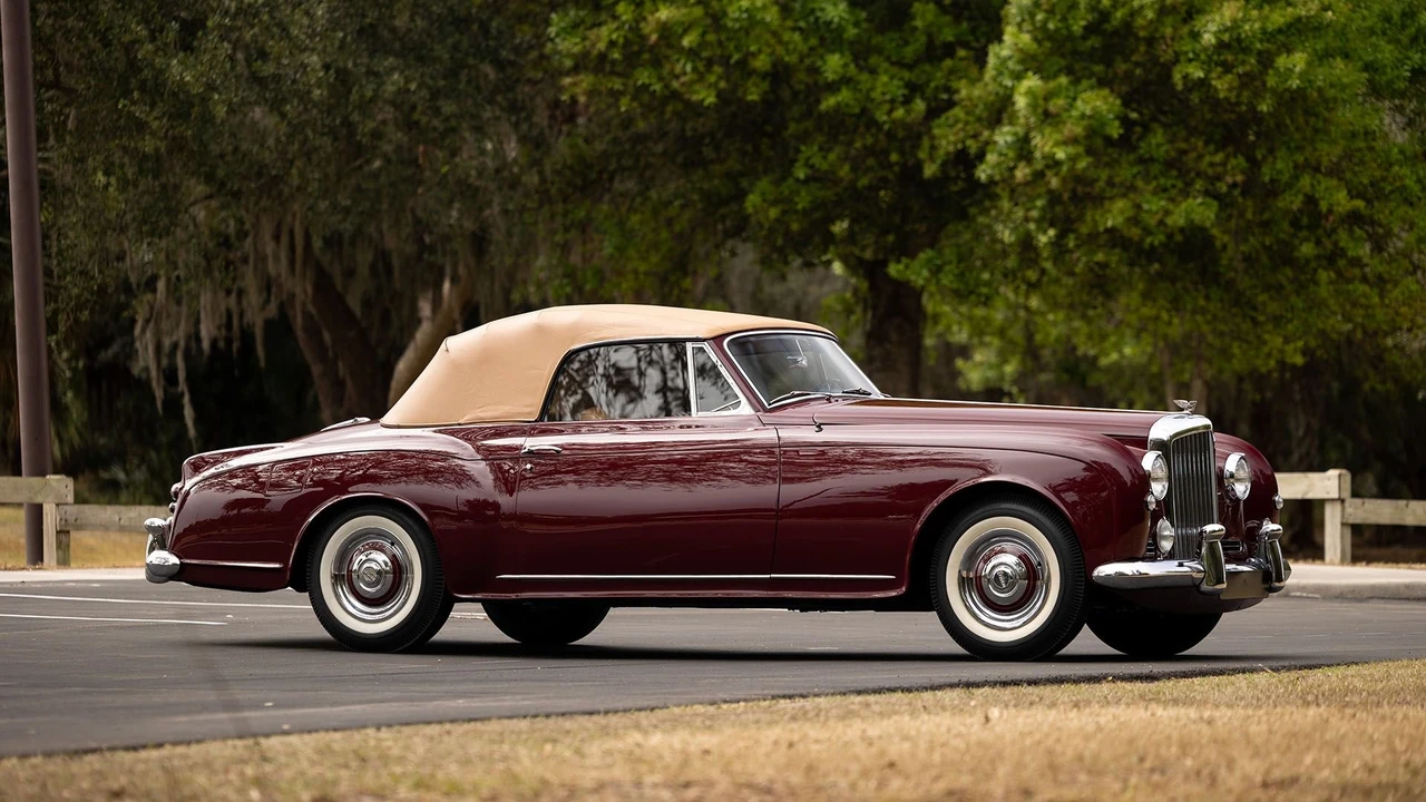 1956 Bentley S1 Continental - Image 25 of 31