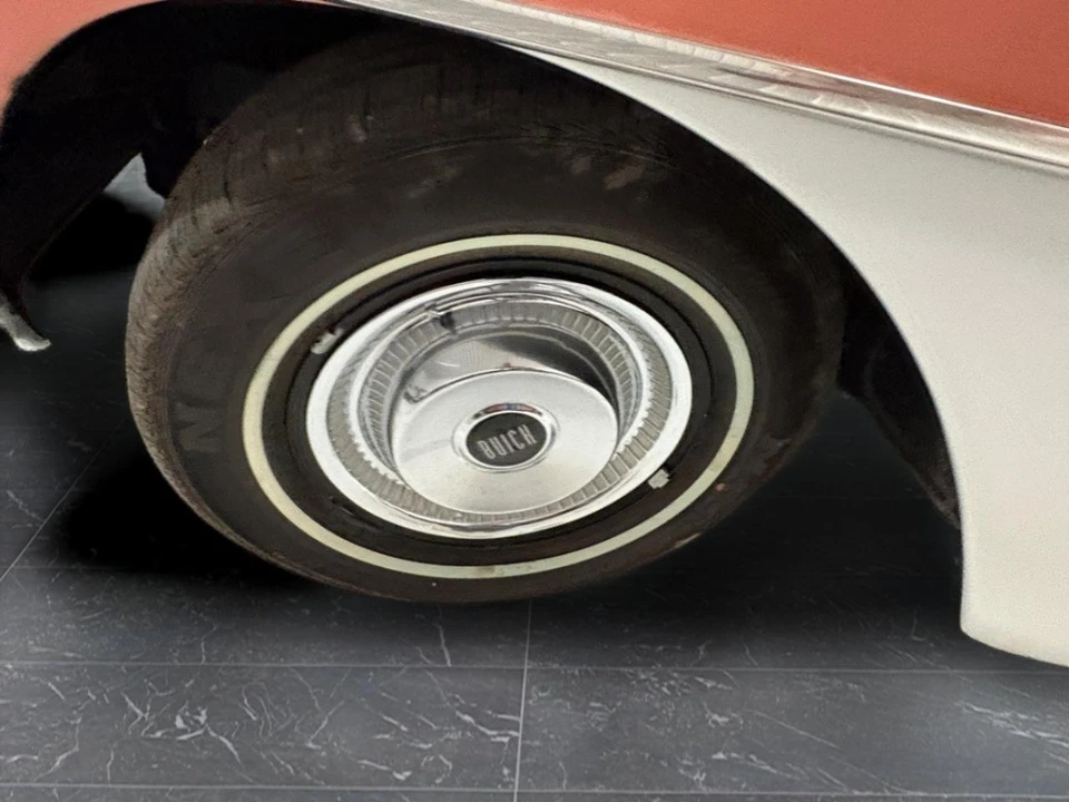 1956 Buick Riviera - Image 11 of 29