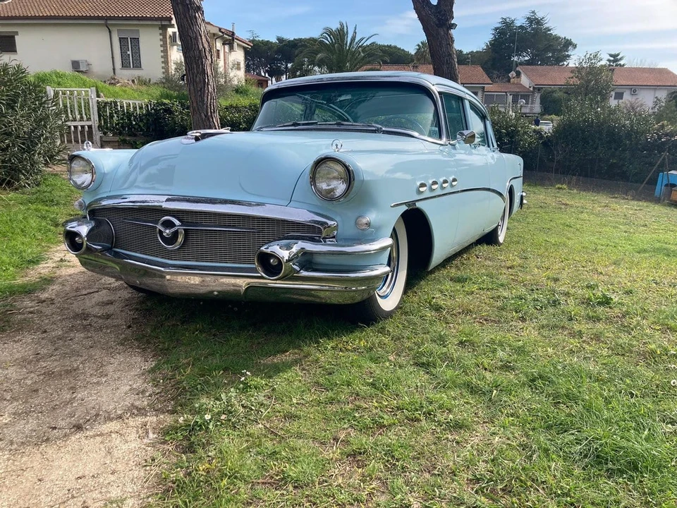1956 Buick Roadmaster - Image 2 of 30