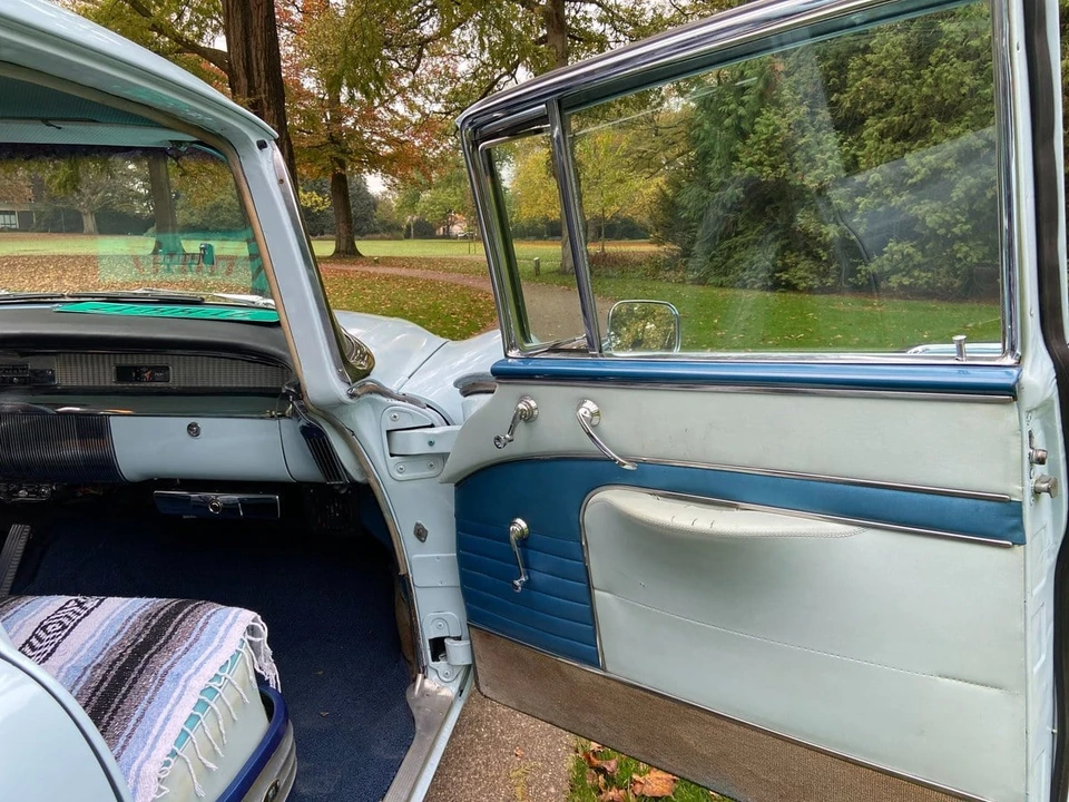 1956 Buick Roadmaster - Image 22 of 30