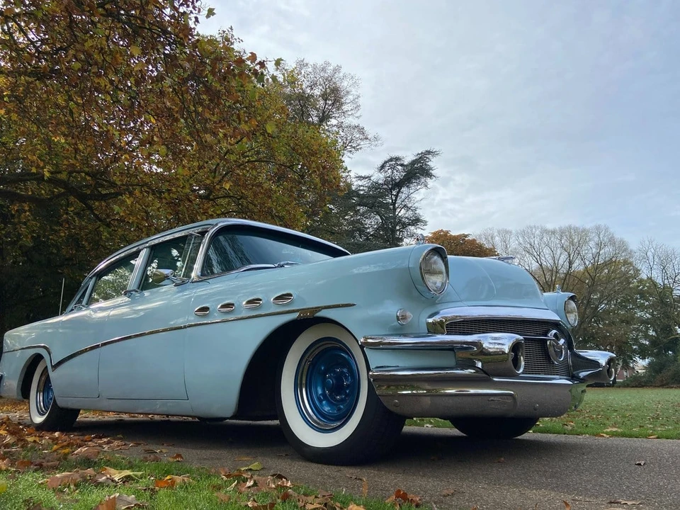 1956 Buick Roadmaster - Image 7 of 30