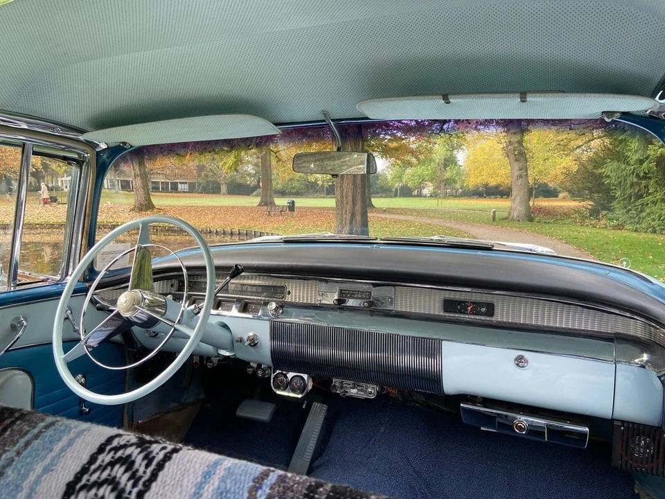 1956 Buick Roadmaster - Image 17 of 30