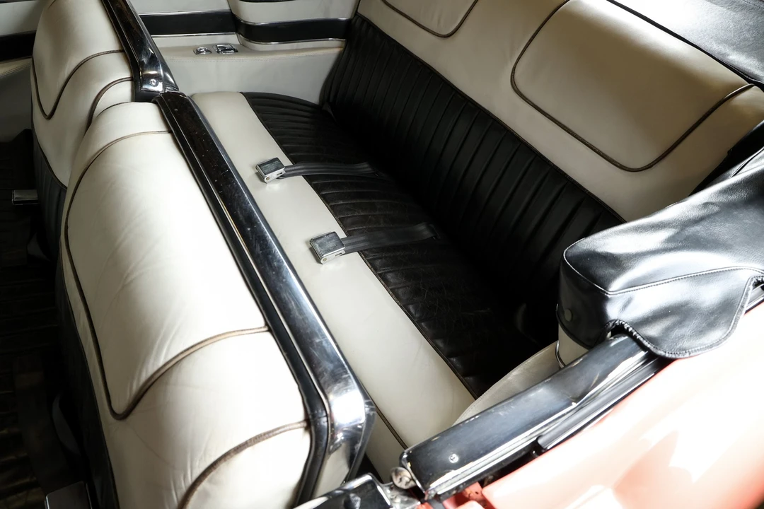 1956 Buick Roadmaster - Image 23 of 31