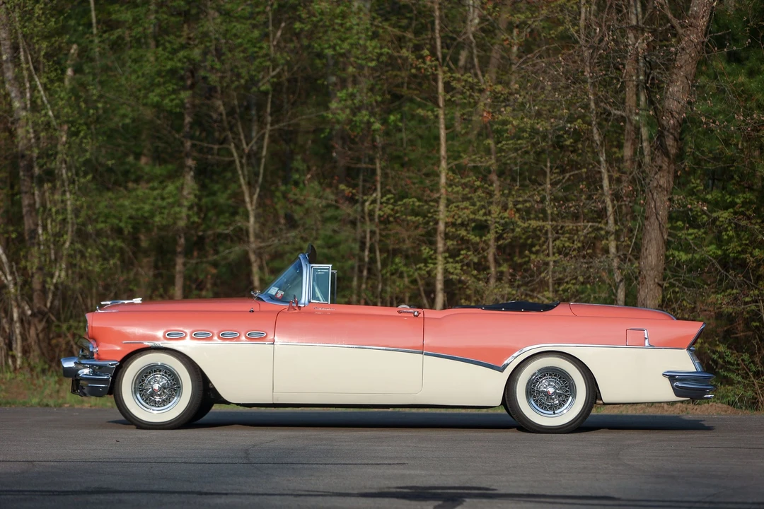 1956 Buick Roadmaster - Image 7 of 31