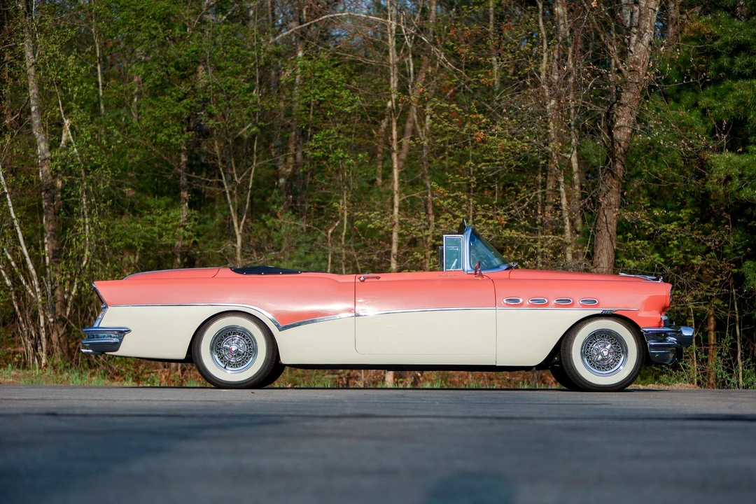 1956 Buick Roadmaster - Image 11 of 31
