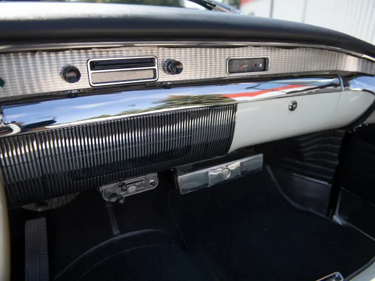 1956 Buick Roadmaster - Image 22 of 26