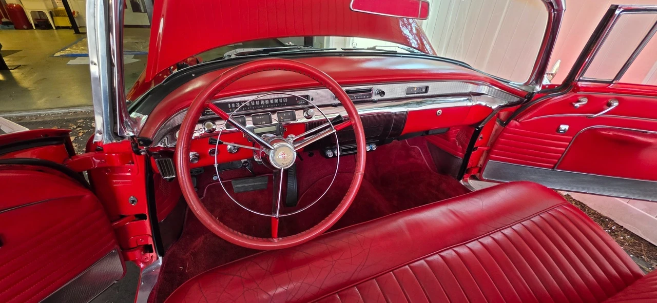 1956 Buick Roadmaster - Image 19 of 31