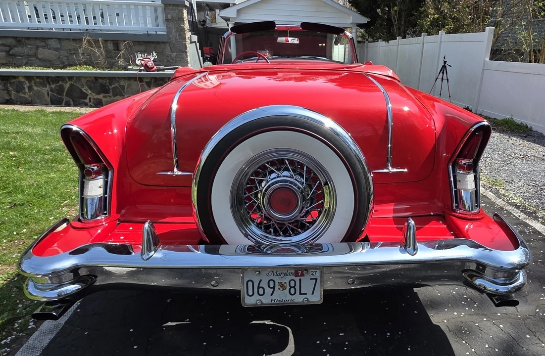 1956 Buick Roadmaster - Image 9 of 31