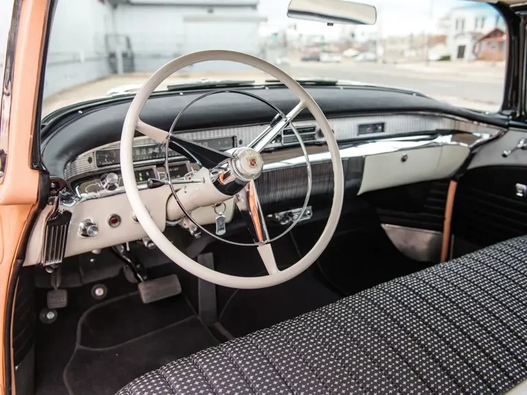 1956 Buick Roadmaster - Image 5 of 31