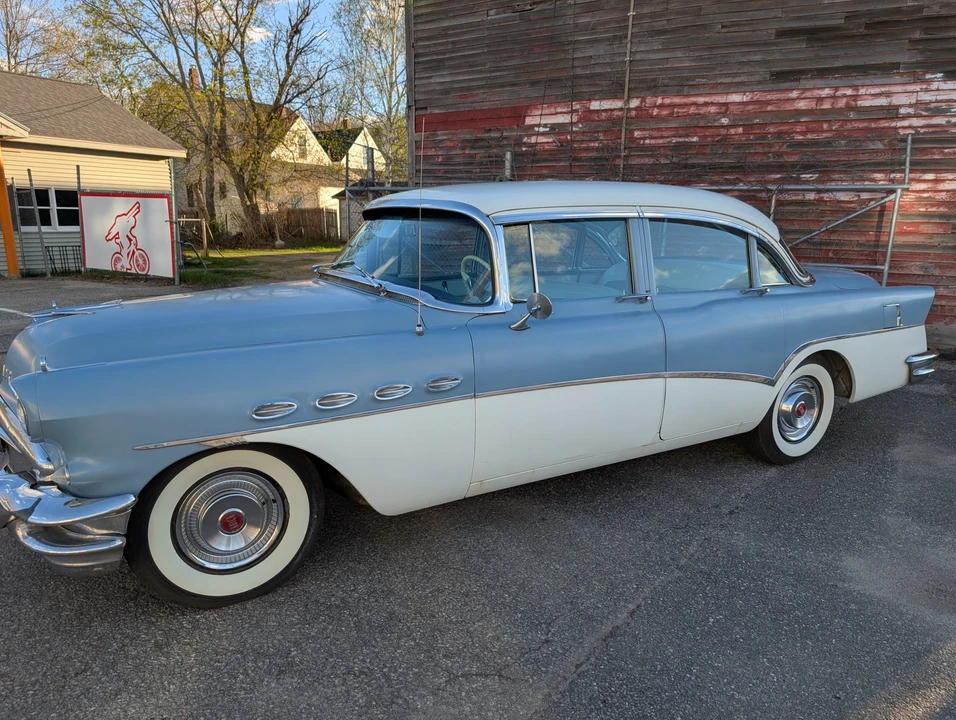1956 Buick Roadmaster - Image 24 of 31