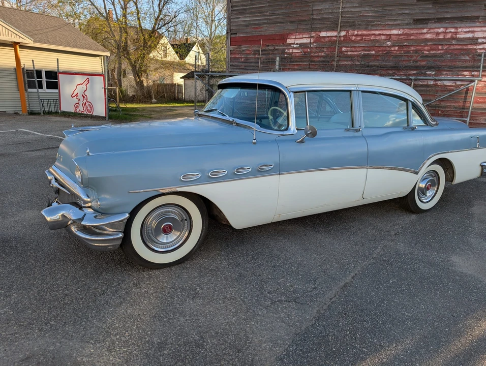 1956 Buick Roadmaster - Image 23 of 31