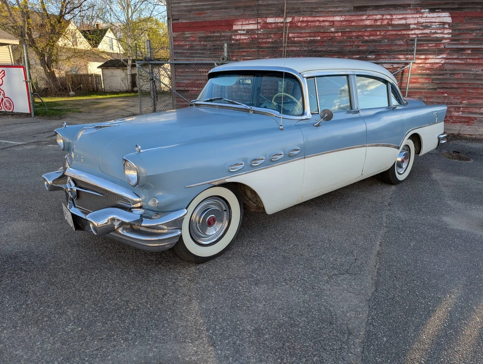 1956 Buick Roadmaster - Image 2 of 31