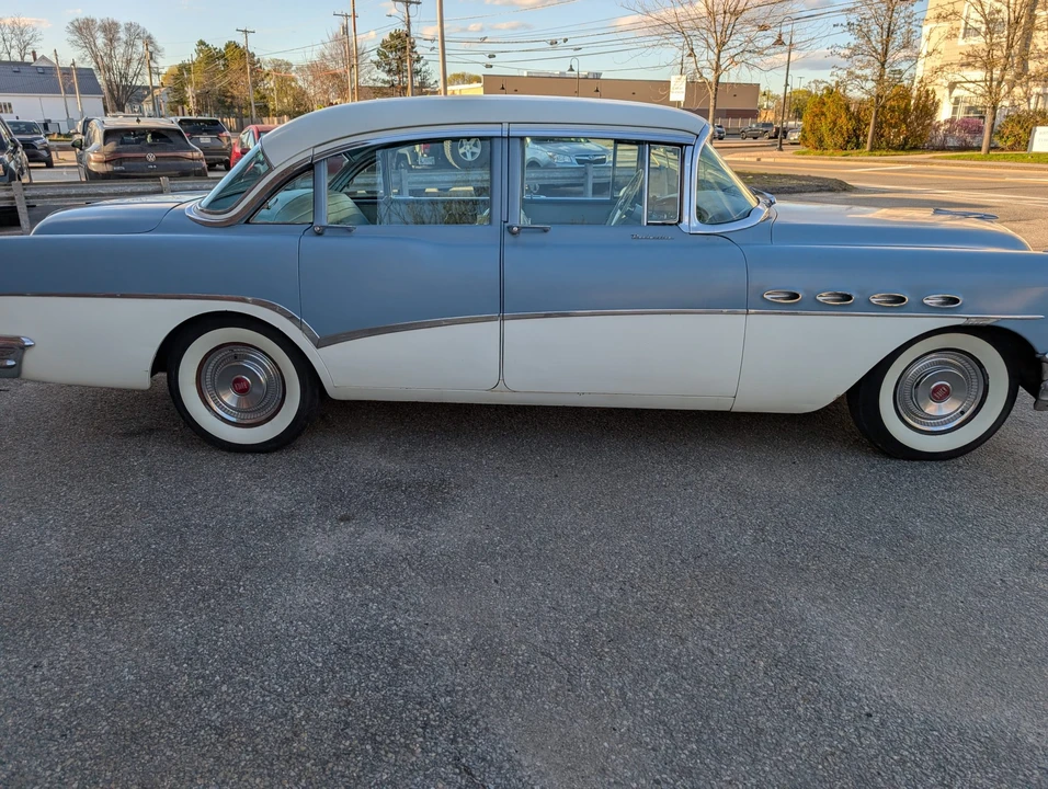 1956 Buick Roadmaster - Image 13 of 31