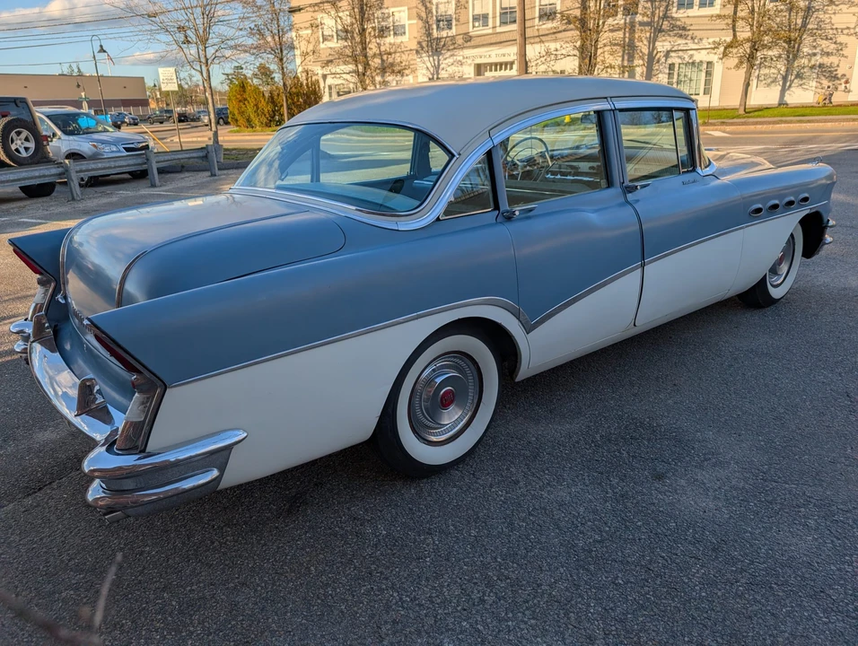 1956 Buick Roadmaster - Image 16 of 31