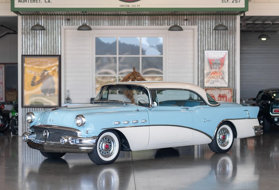 1956 Buick Super - Image 16 of 31