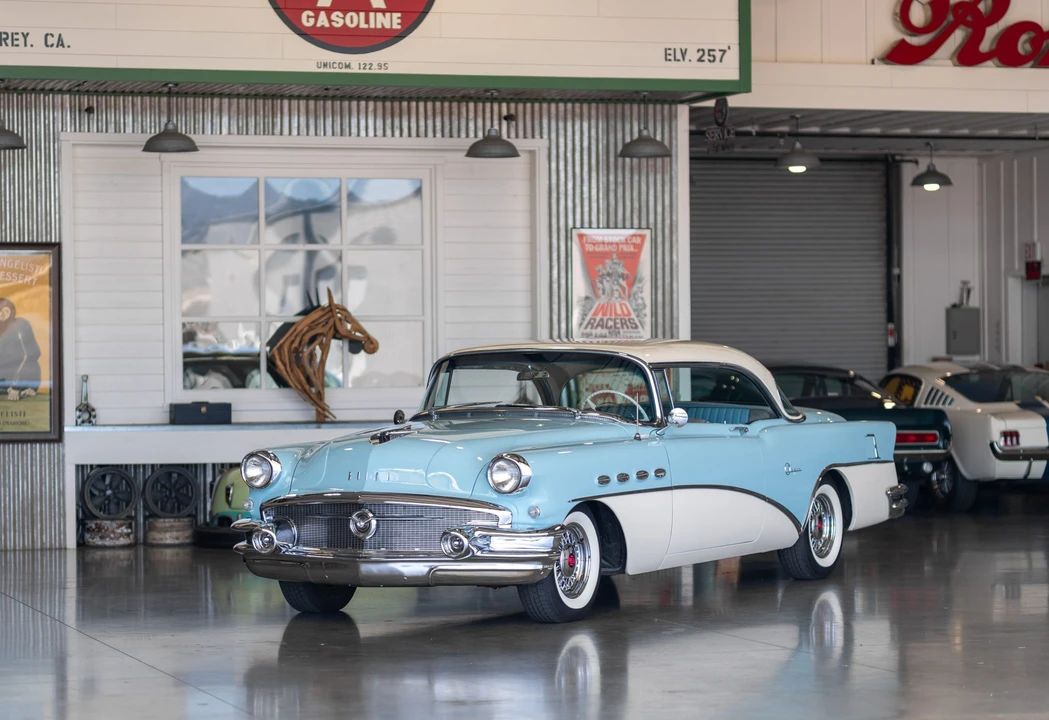 1956 Buick Super - Image 4 of 31