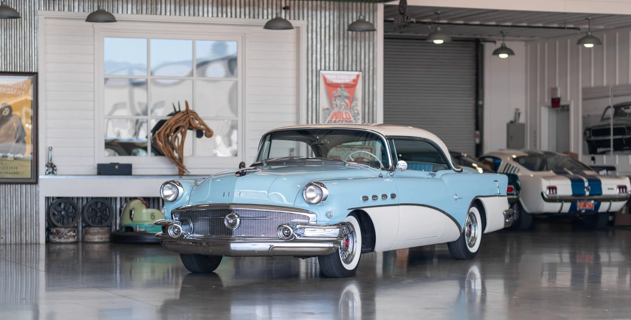 1956 Buick Super - Image 5 of 31