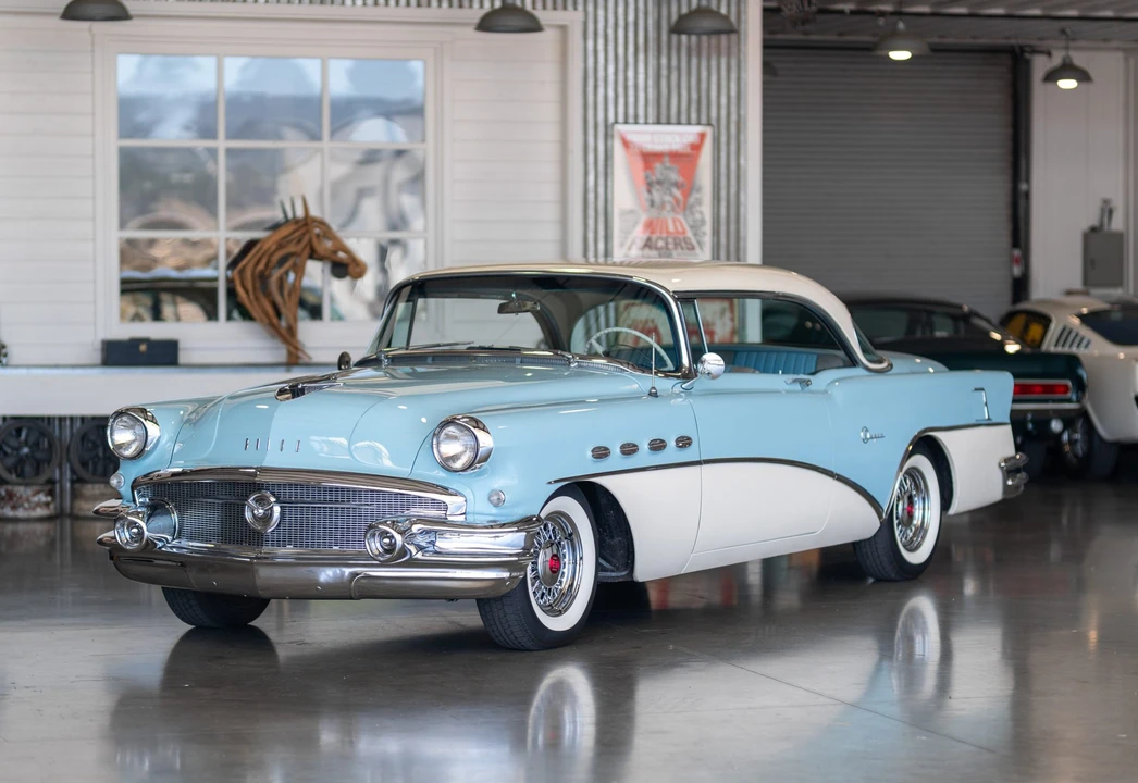 1956 Buick Super - Image 9 of 31