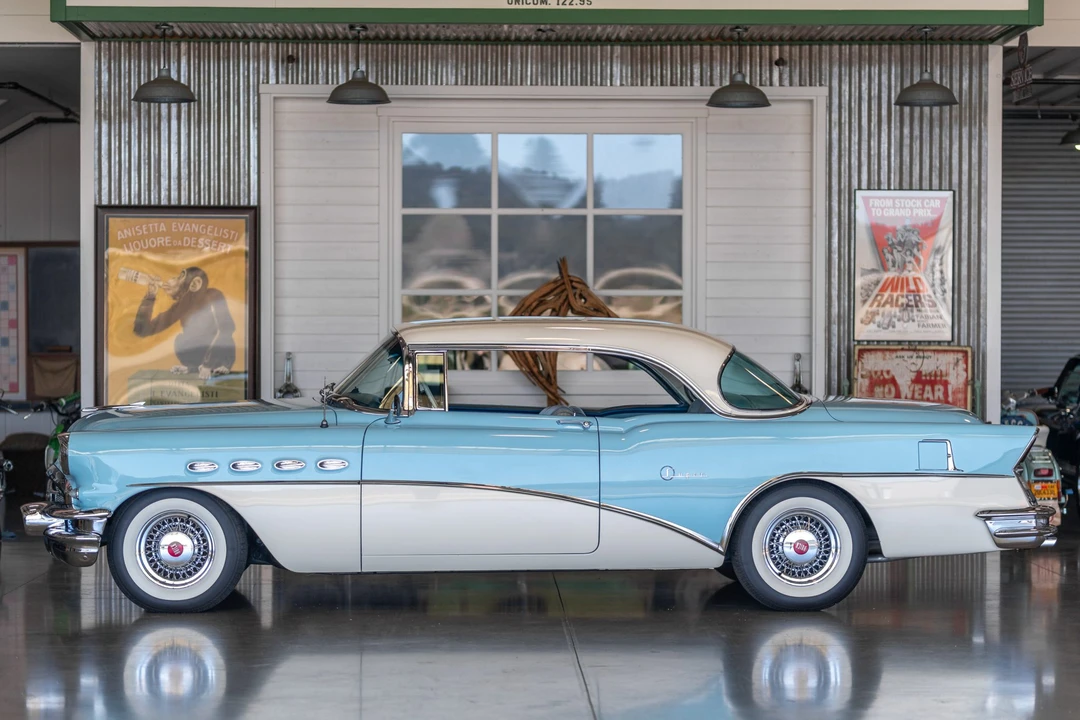 1956 Buick Super - Image 24 of 31
