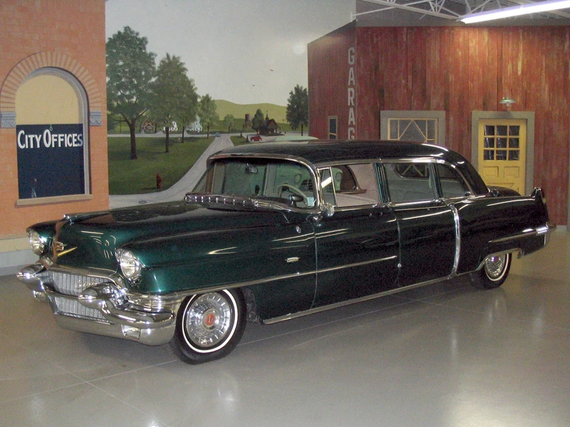 1956 Cadillac Series 70 & 75 - Image 2 of 5