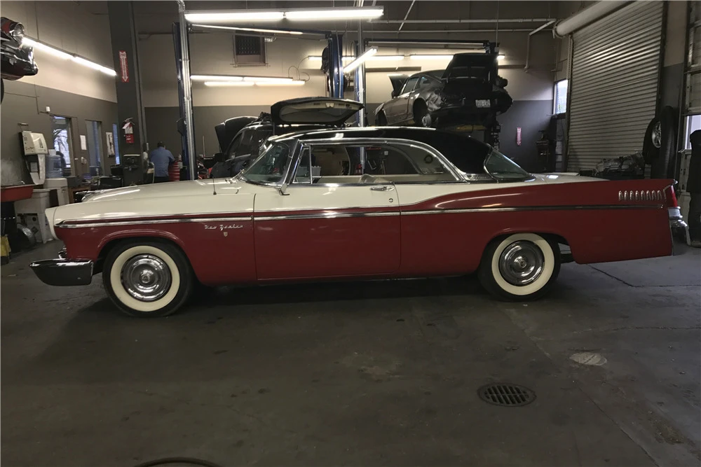 1956 Chrysler New Yorker - Image 4 of 4