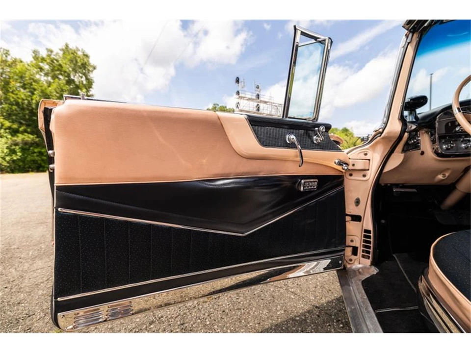 1956 Cadillac DeVille - Image 19 of 27
