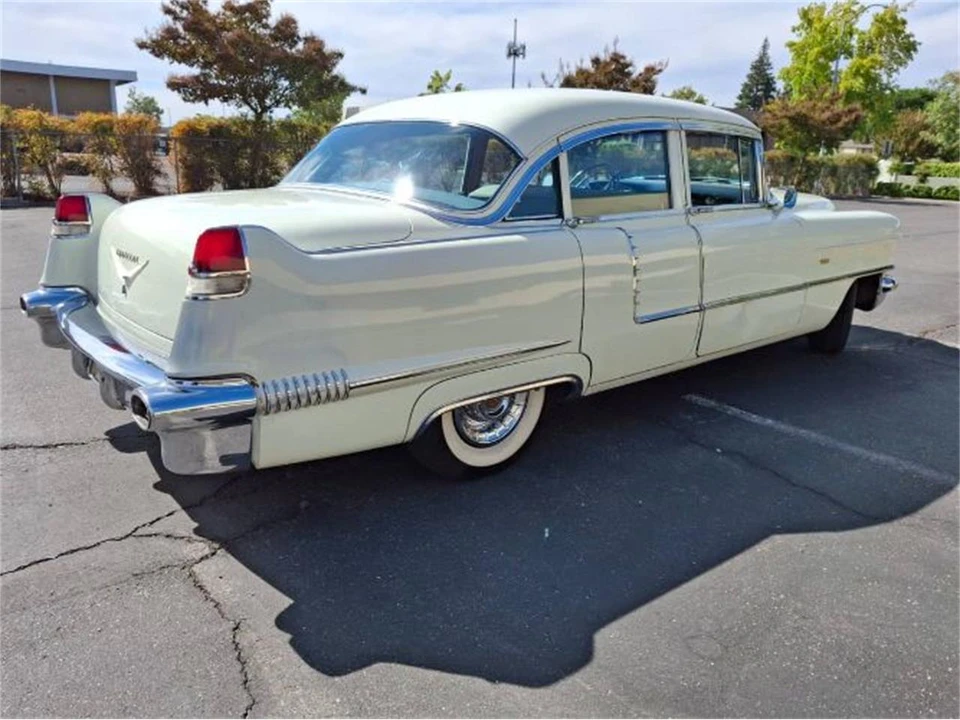 1956 Cadillac DeVille - Image 11 of 12