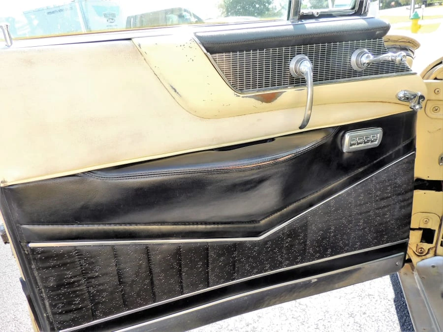 1956 Cadillac DeVille - Image 5 of 8
