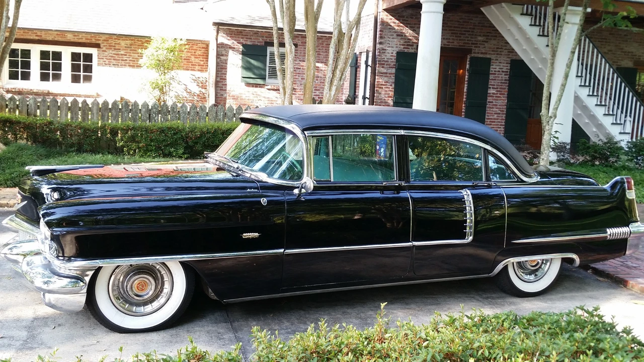 1956 Cadillac Series 62 3rd Gen - Image 9 of 31