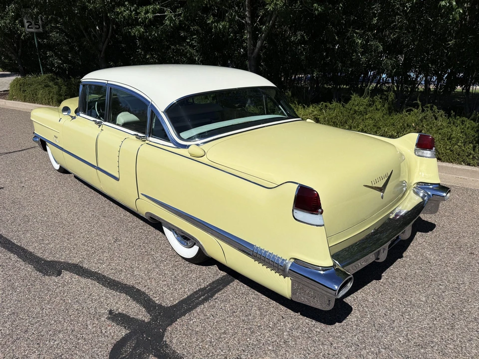1956 Cadillac Sixty Special - Image 9 of 31