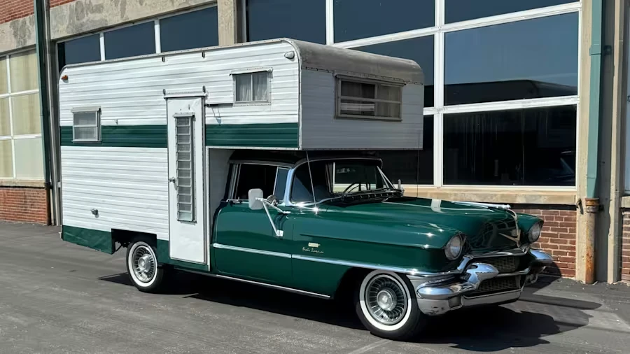 1956 Cadillac Sixty Special - Image 4 of 25