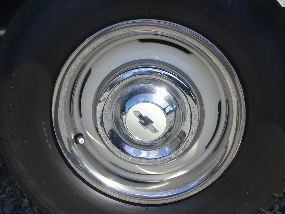 1956 Chevrolet Task Force - Image 24 of 31