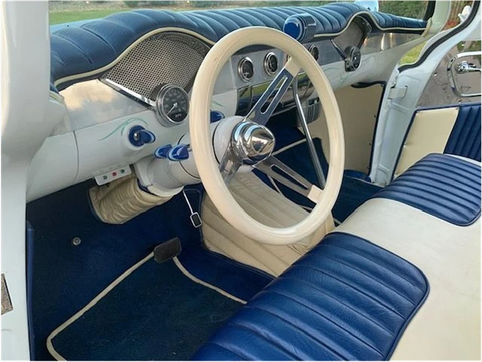 1956 Chevrolet Task Force - Image 11 of 23