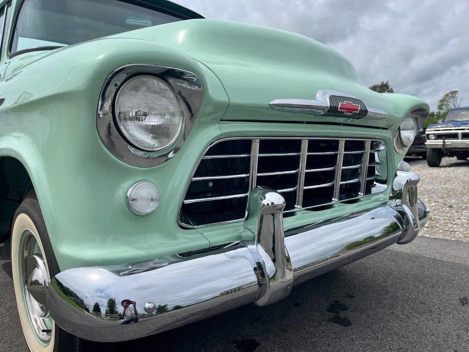 1956 Chevrolet Task Force - Image 25 of 31