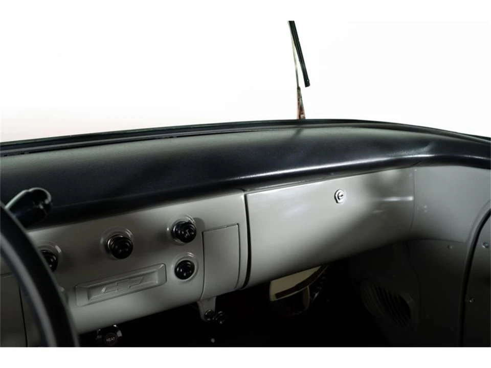 1956 Chevrolet Task Force - Image 22 of 31