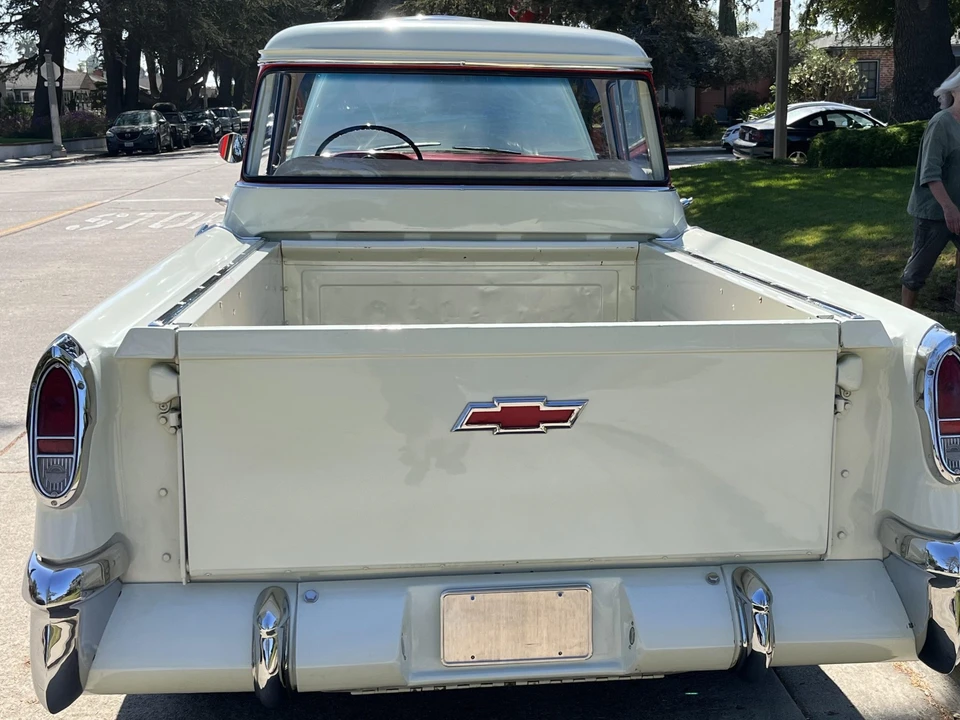 1956 Chevrolet Task Force - Image 6 of 31