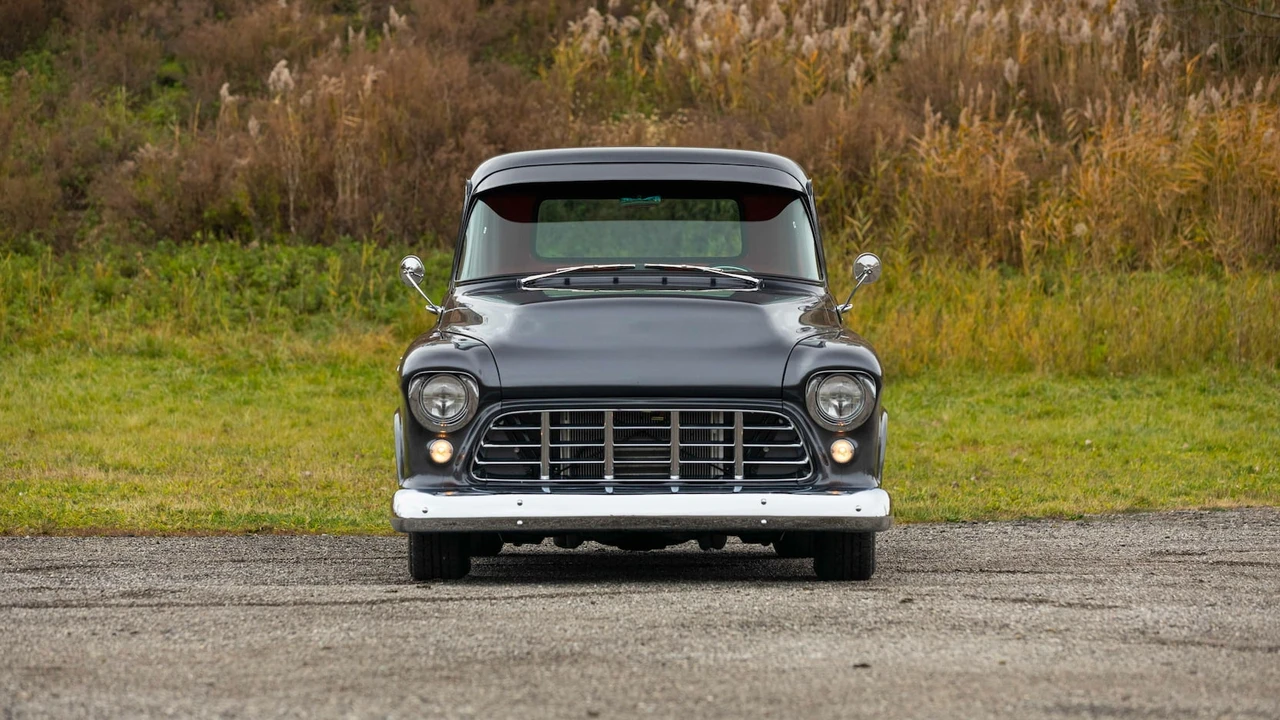 1956 Chevrolet Task Force - Image 19 of 30