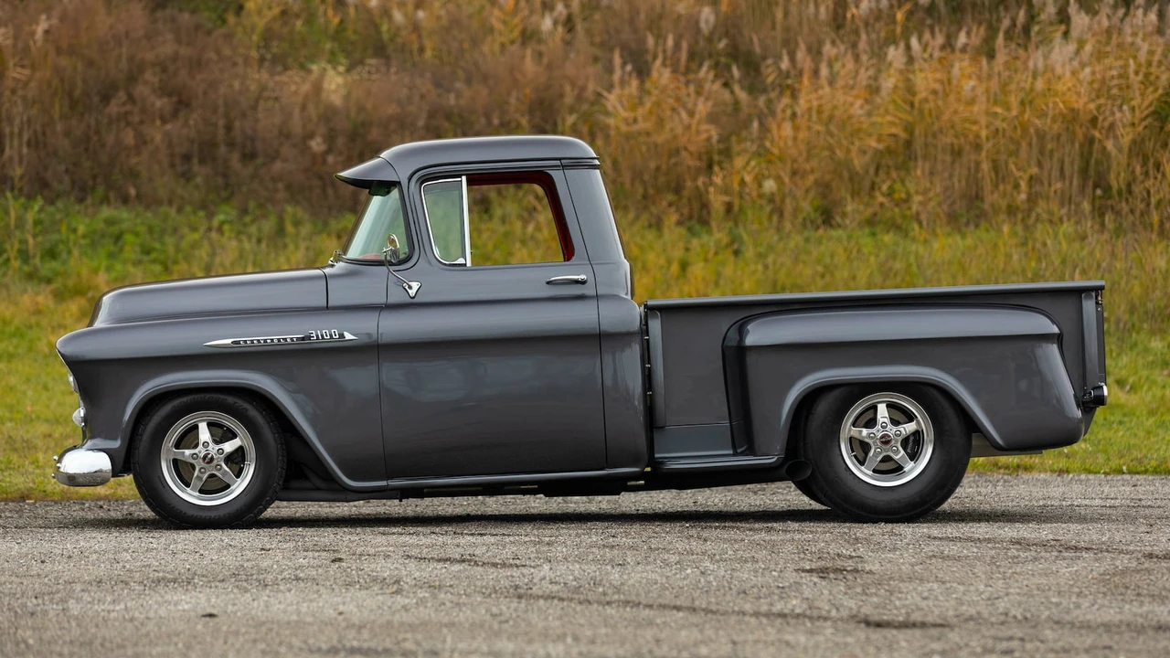 1956 Chevrolet Task Force - Image 2 of 30