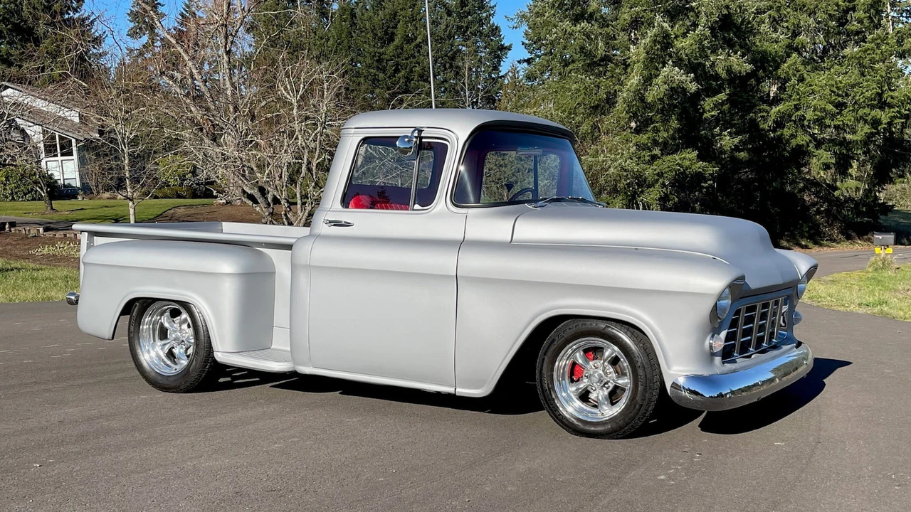 1956 Chevrolet Task Force - Image 15 of 18
