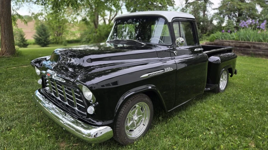 1956 Chevrolet Task Force - Image 5 of 16