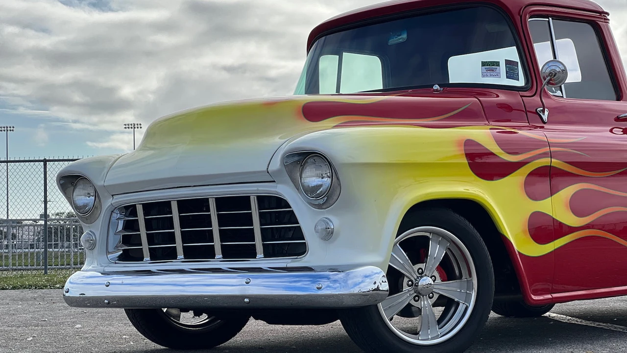 1956 Chevrolet Task Force - Image 10 of 15