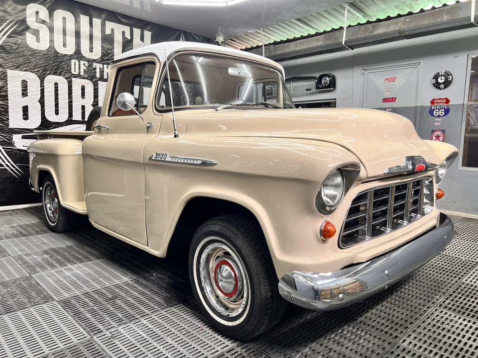 1956 Chevrolet Task Force - Image 8 of 31