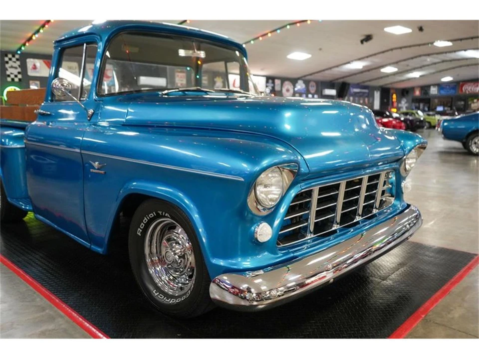 1956 Chevrolet Task Force - Image 29 of 31