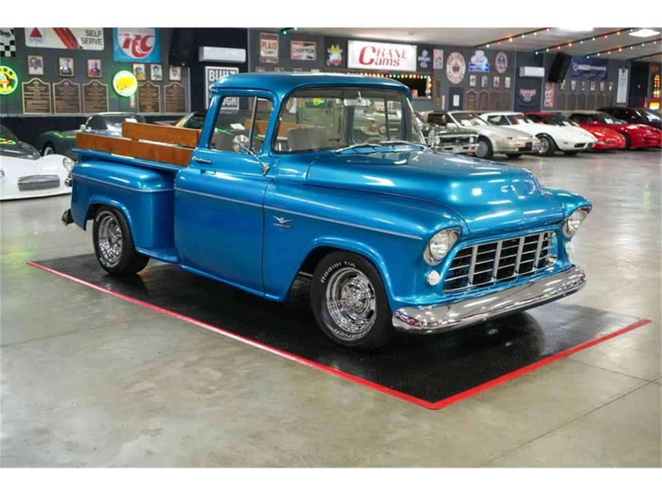 1956 Chevrolet Task Force - Image 8 of 31