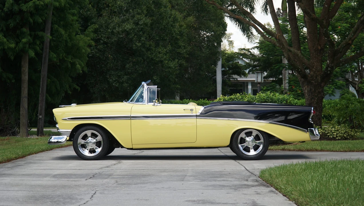 1956 Chevrolet Tri-Five Bel Air Convertible - Image 20 of 31
